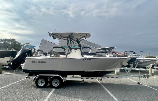 2024 Sea Born LX 22 LE