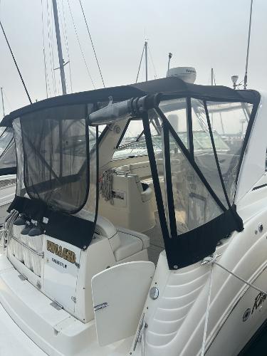 2002 Rinker 342 Fiesta Vee