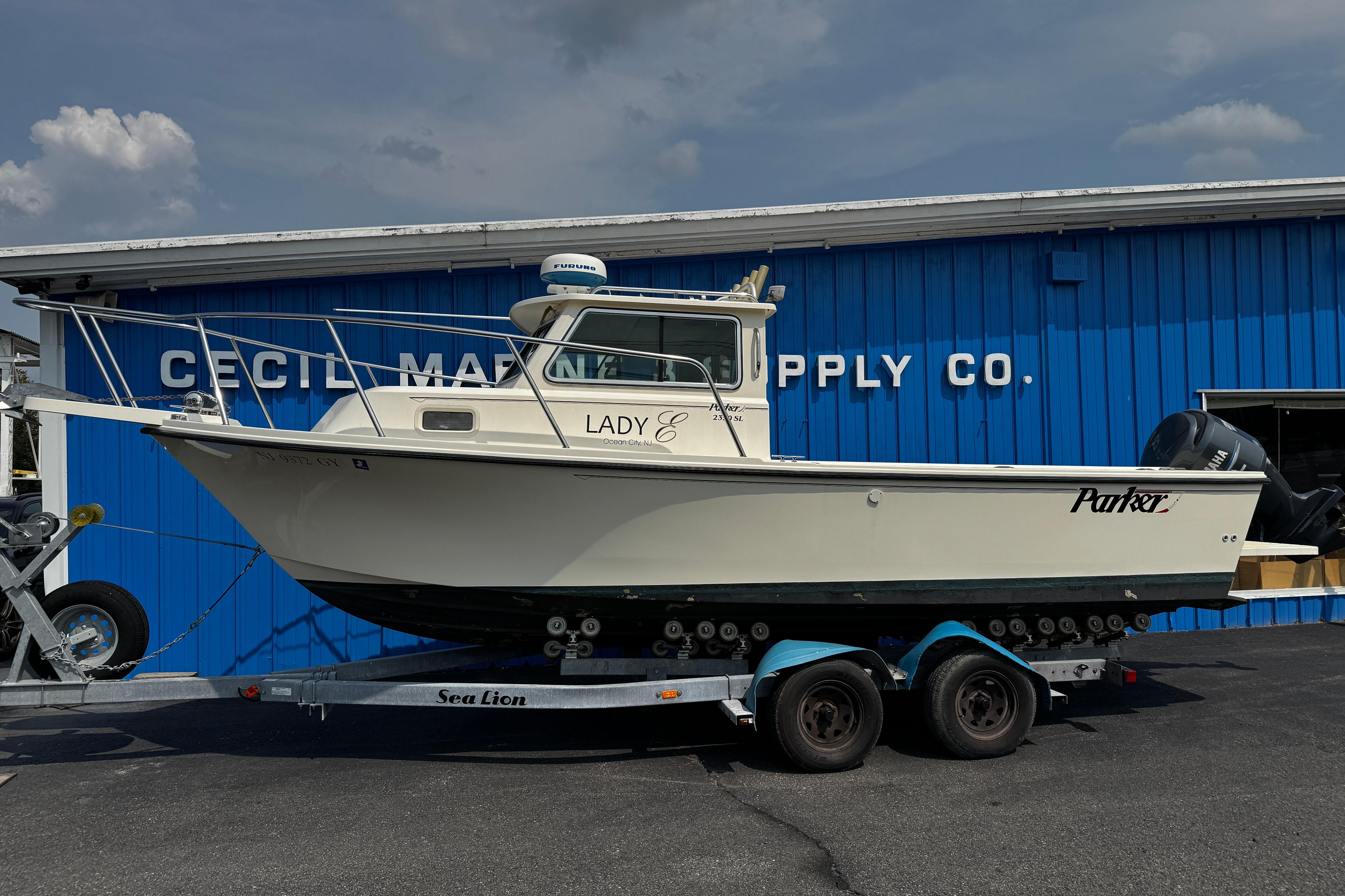 2007 Parker 2320 SL Sport Cabin