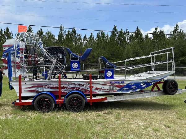 Airboat PB AIRBOAT