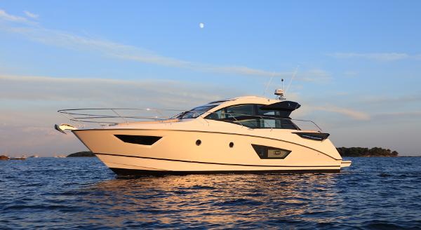 Beneteau Gran Turismo 50 50' 2019 Beneteau GT 50