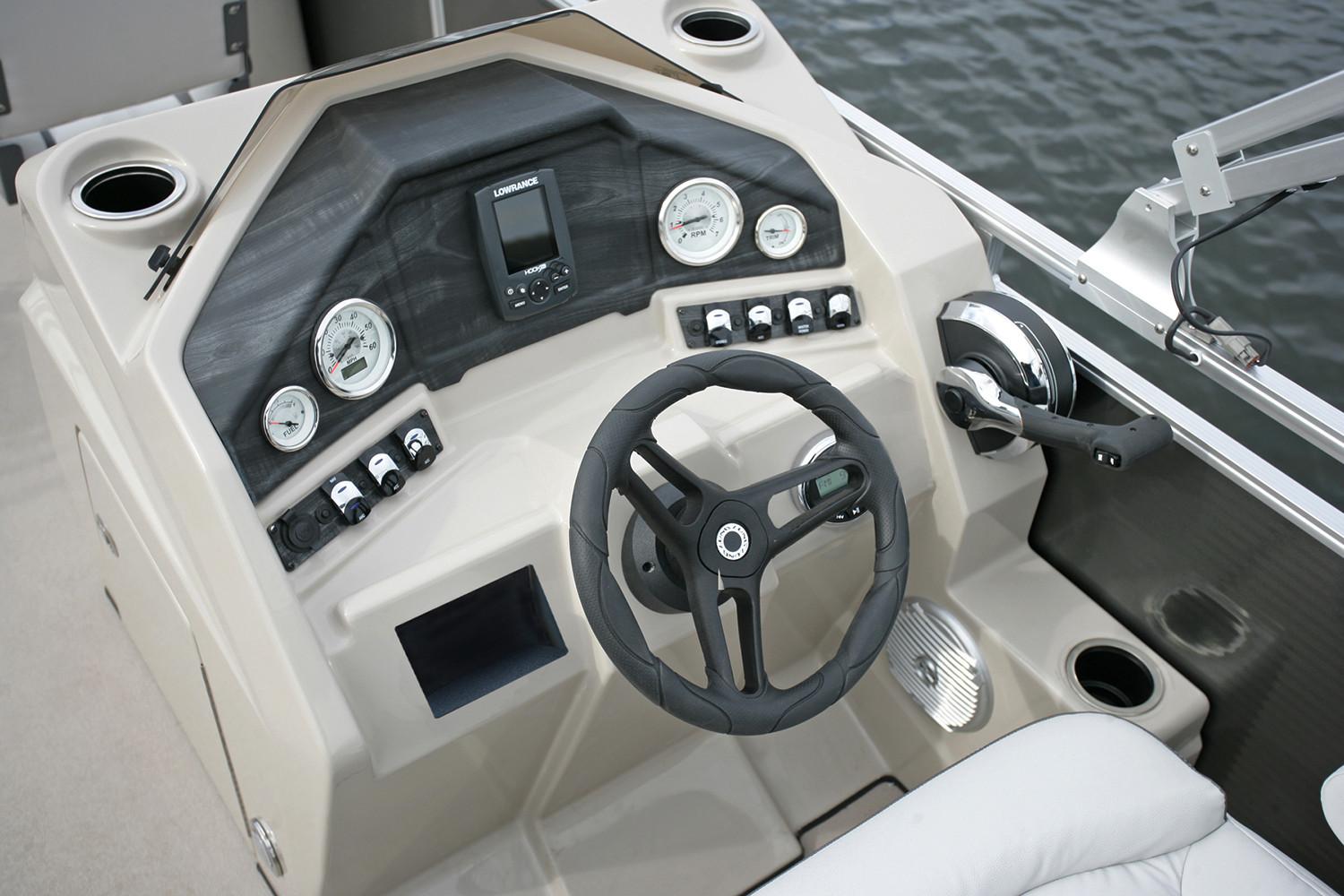 Lund Boat image