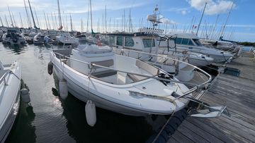 2015 Jeanneau Cap Camarat 7.5 CC