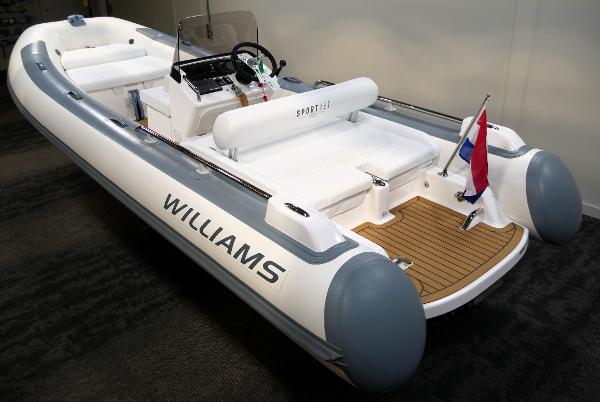 2024 Williams Jet Tenders Sportjet 520