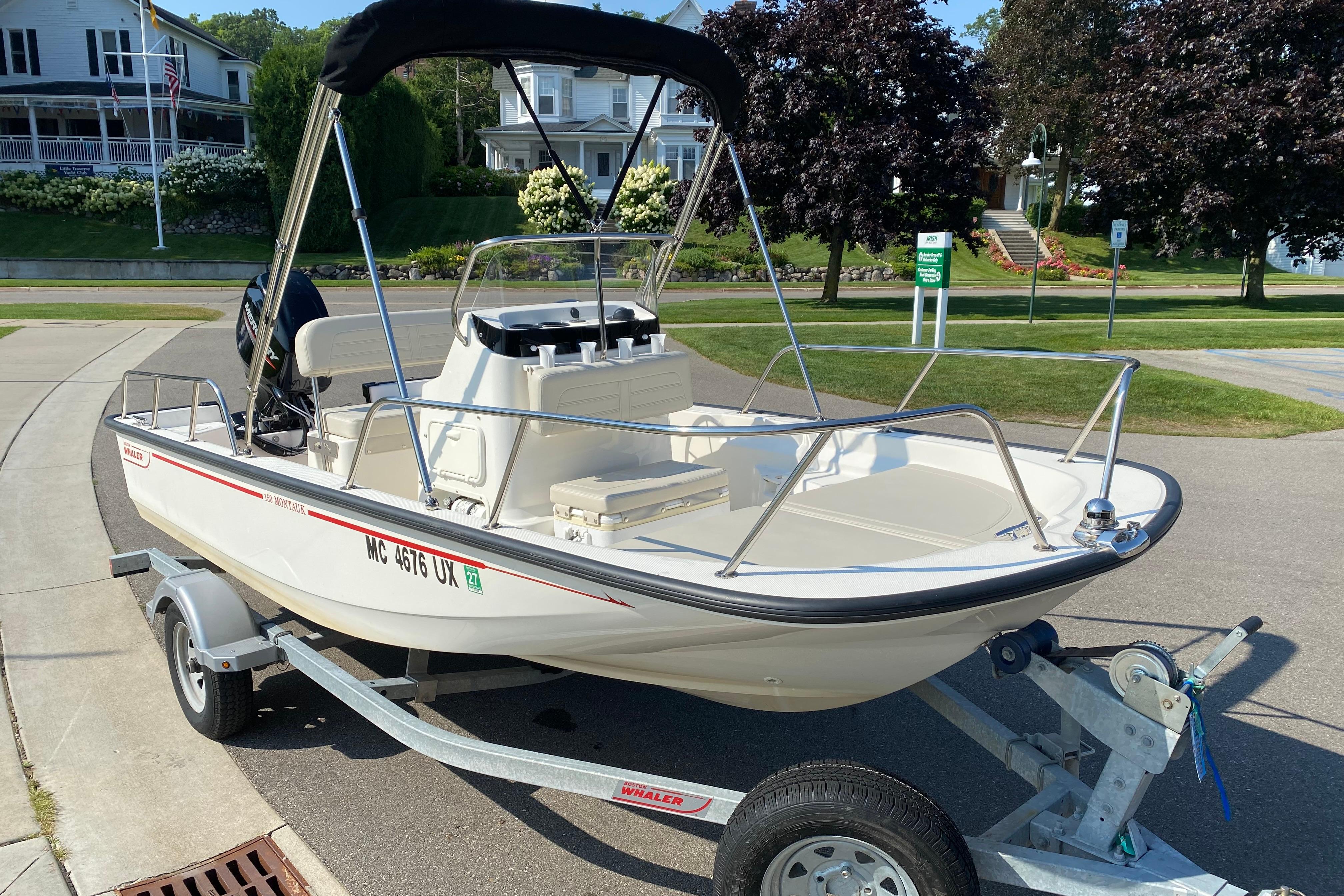 2020 Boston Whaler 150 Montauk