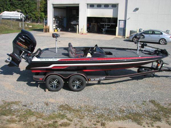 2010 skeeter zx200