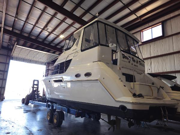 2003 Carver 356 Motor Yacht