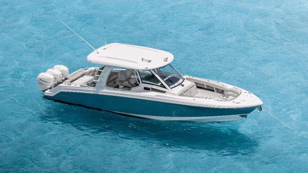 2019 Boston Whaler 350 Realm