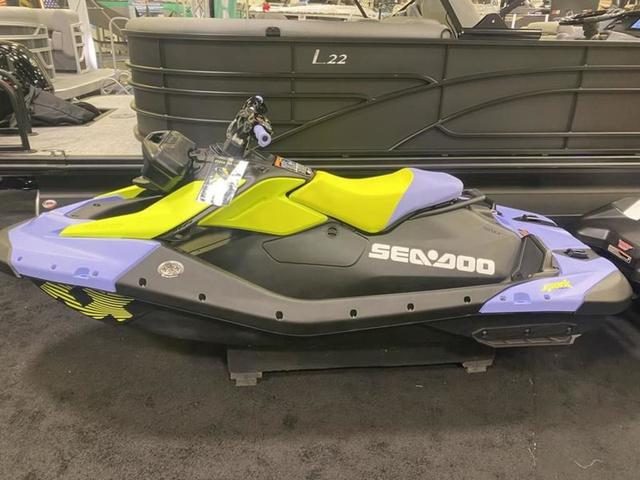 2024 Sea-Doo Spark® Trixx™ for 1 Rotax® 900 ACE™ - 90 iBR