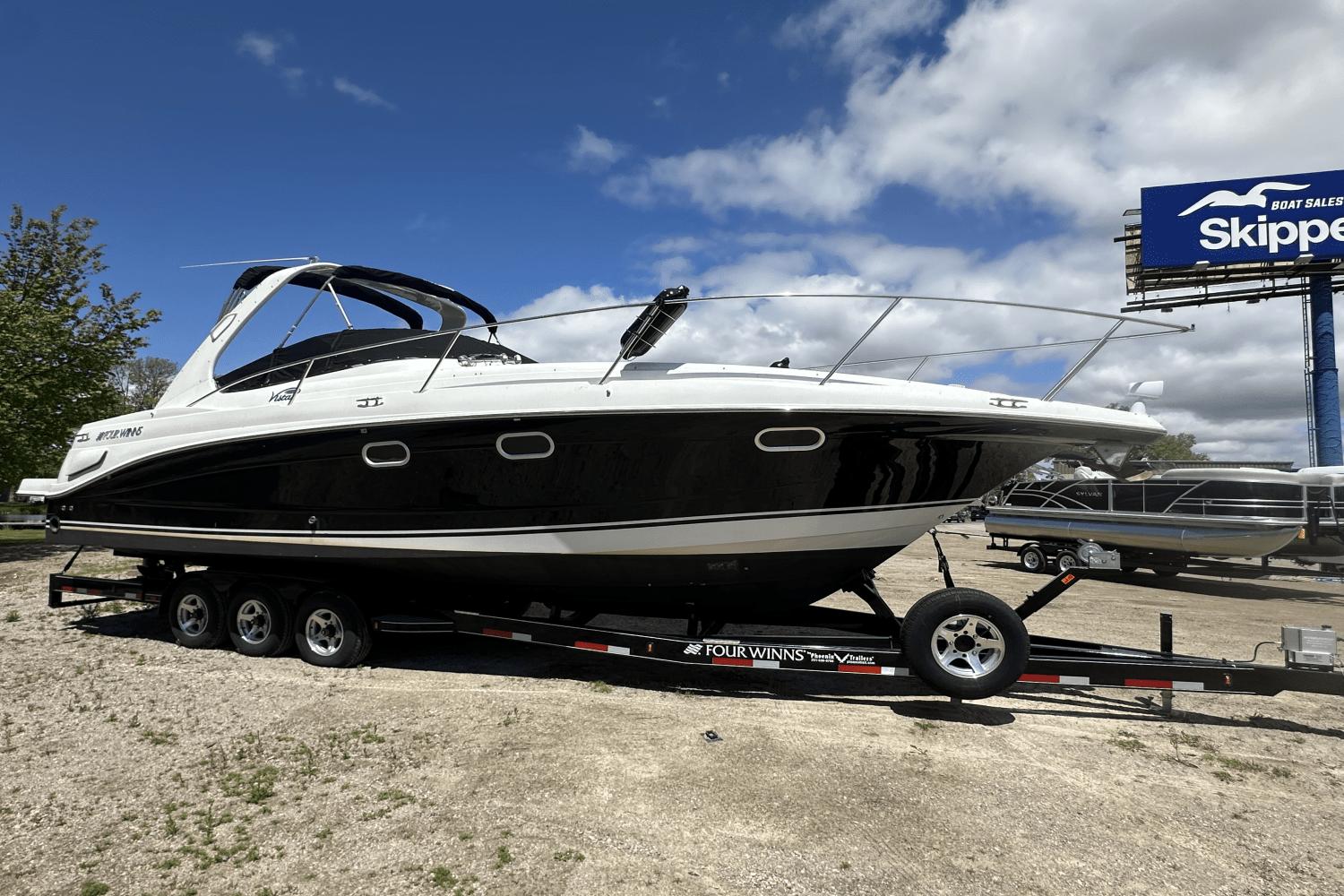 2003 Four Winns 348 Vista