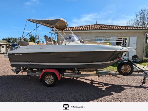 2017 B2 Marine CAP FERRET 572 CRUISER