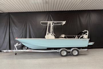 2025 Boston Whaler 190 Montauk