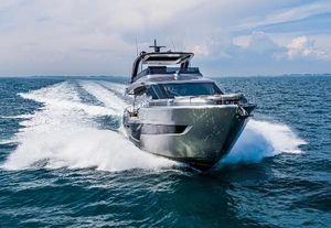 Cranchi Sessantasette 67 2025 Cranchi Sessantasette 67 yacht cruising on open sea, creating a dynamic water trail.