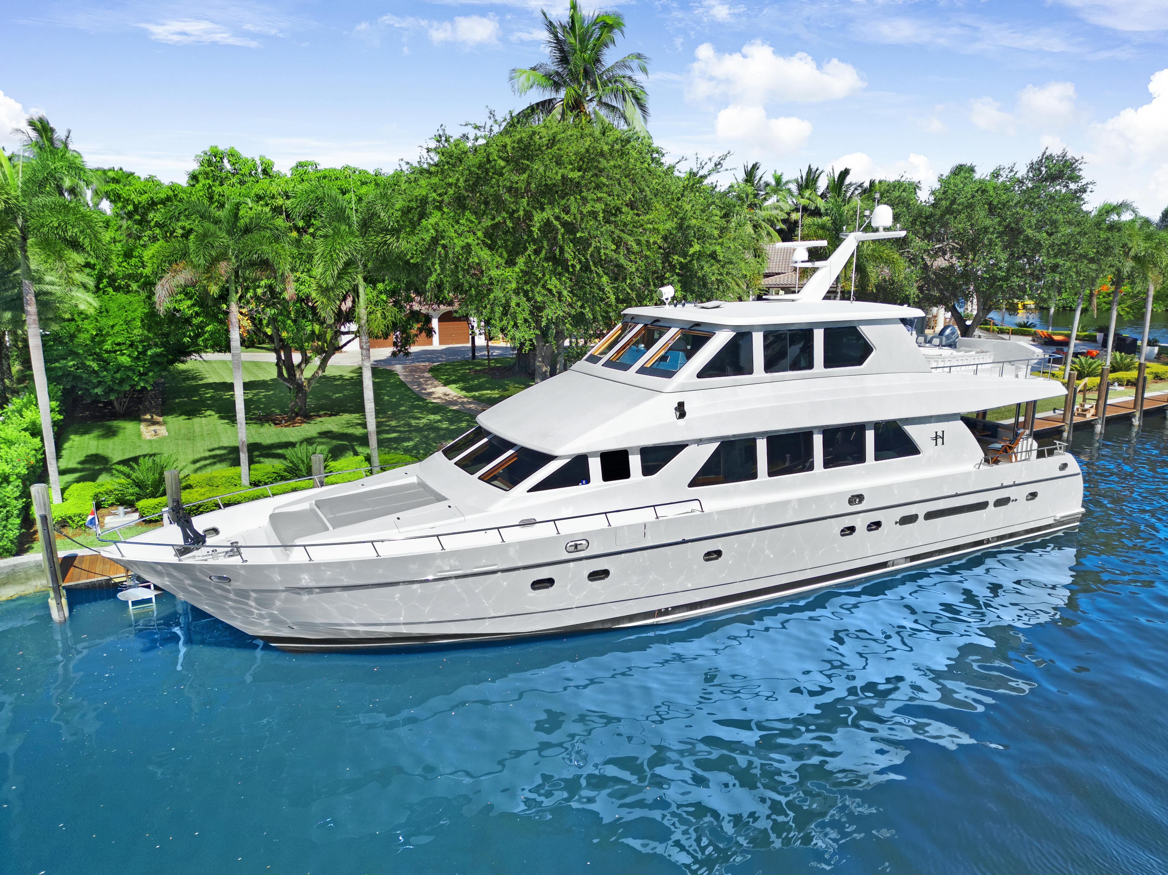 2003 Hargrave Flybridge