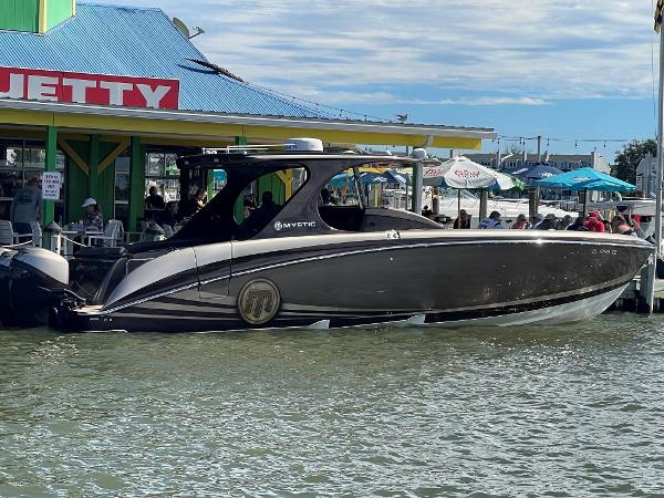 2016 Mystic Powerboats M4200
