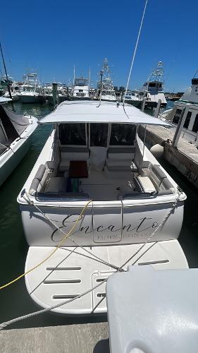 Tiara Yachts 3100 Coronet