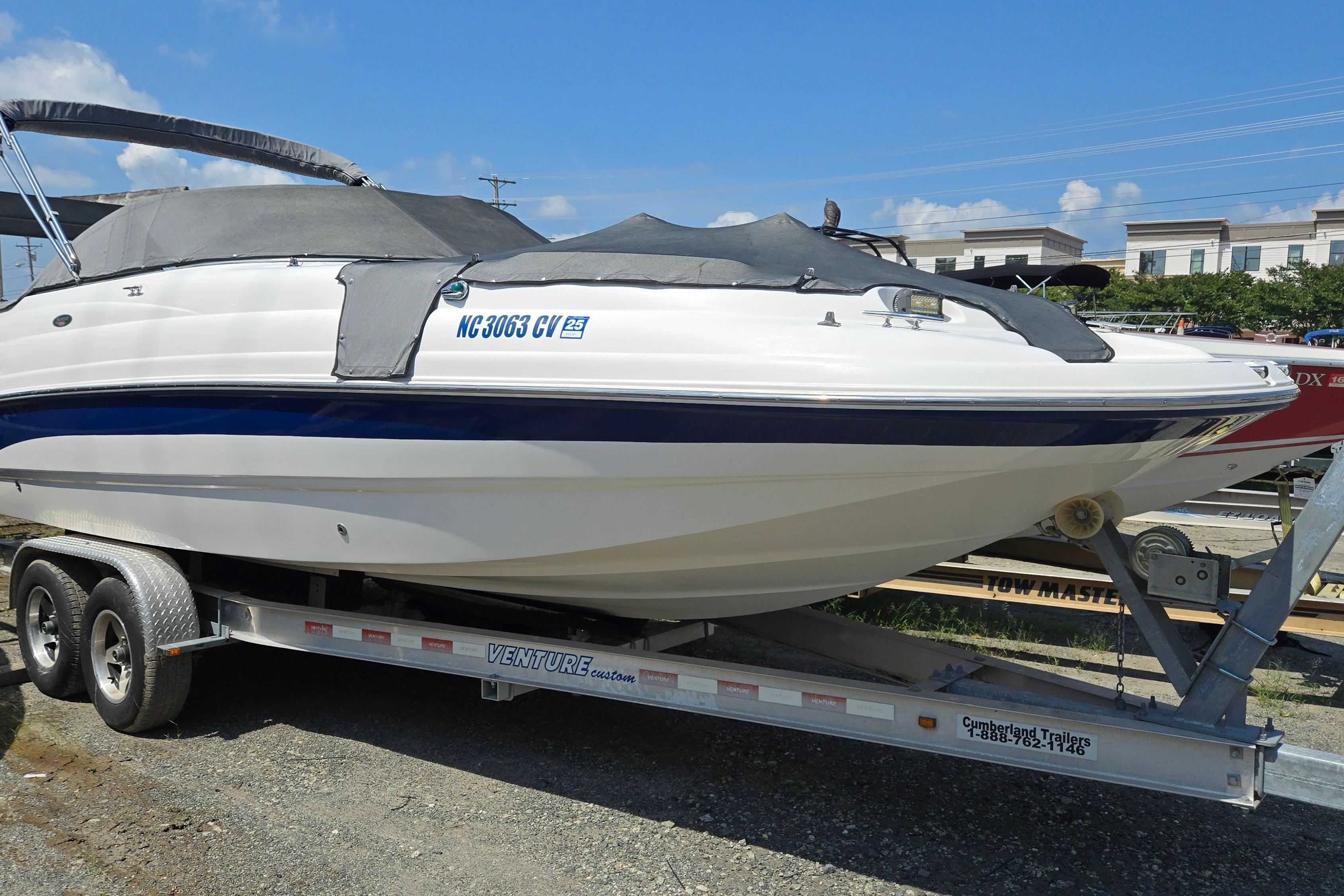2001 Chaparral Sunesta 233