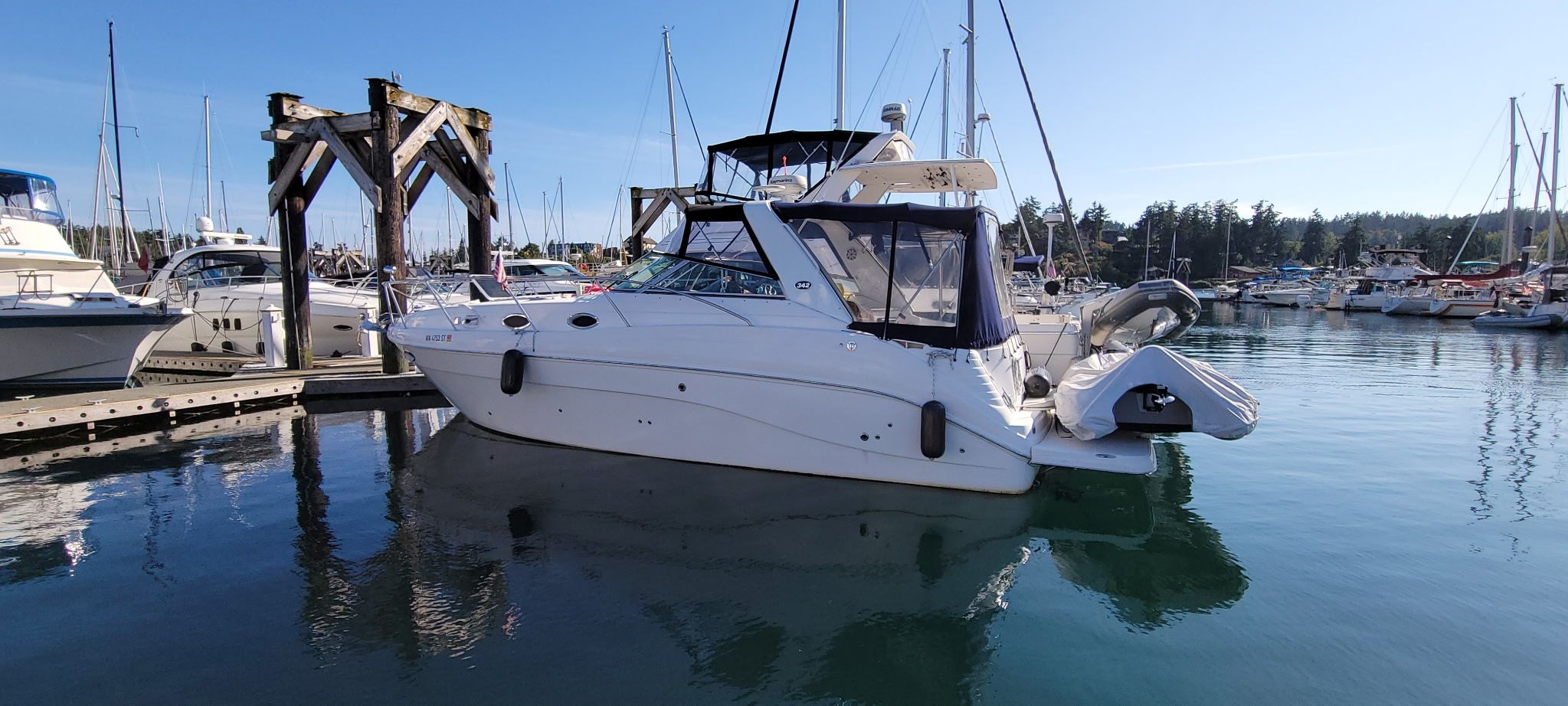 2006 Rinker 342 Fiesta Vee