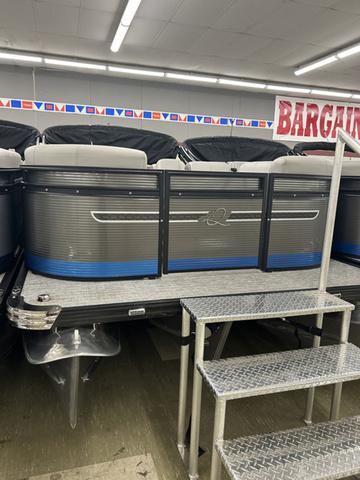 2023 Qwest Pontoons 822 RLS