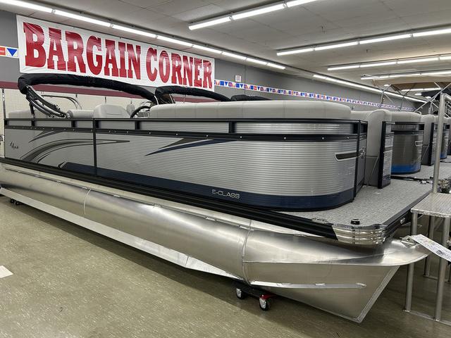 2023 Qwest Pontoons 822 RLS