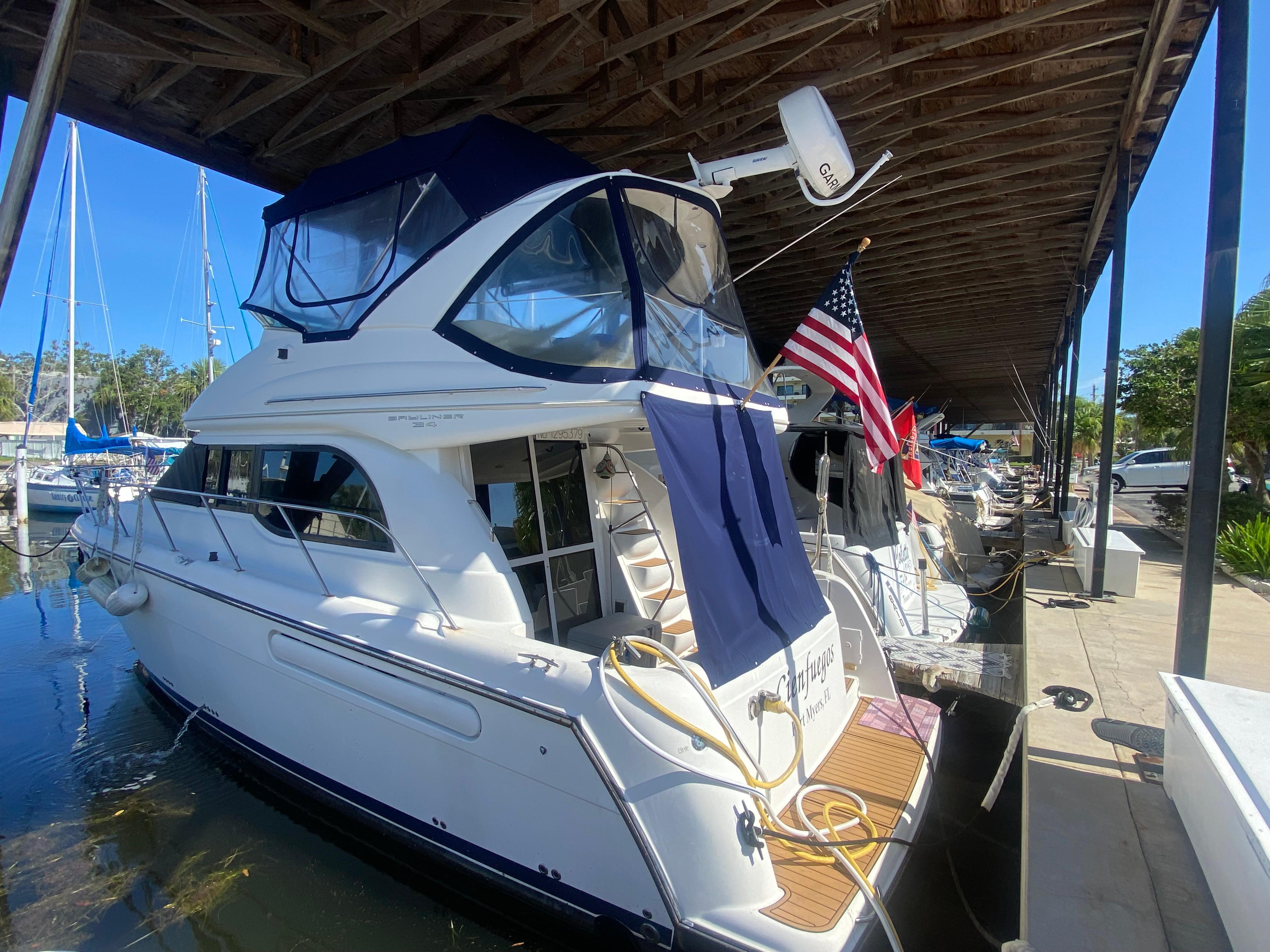 2001 Bayliner 3488 Command Bridge Motoryacht