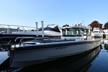 2020 Axopar 28 CABIN