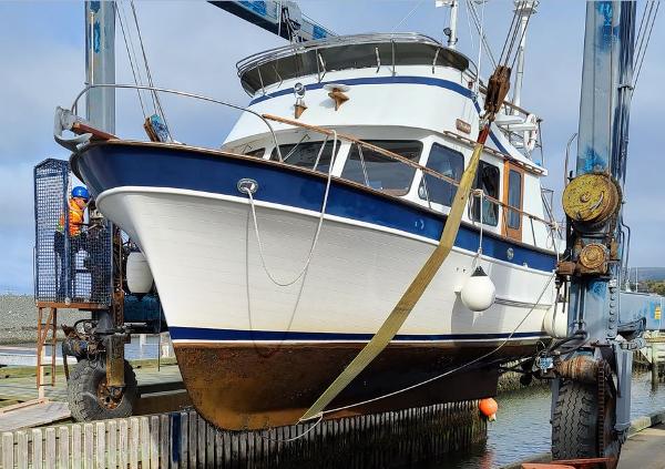 1974 DeFever 40 Passage Maker Trawler Yacht