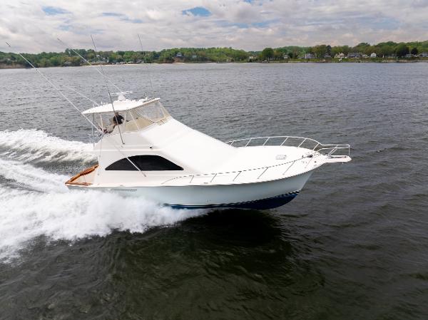 Ocean Yachts 50 Super Sport 2004 Ocean Yachts 50 Super Sport cruising on open water.
