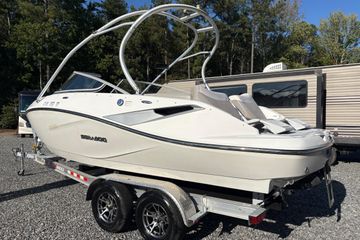 2010 Sea-Doo Sport Boats 210 Challenger SE