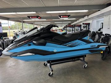 2025 Yamaha WaveRunner FX SVHO