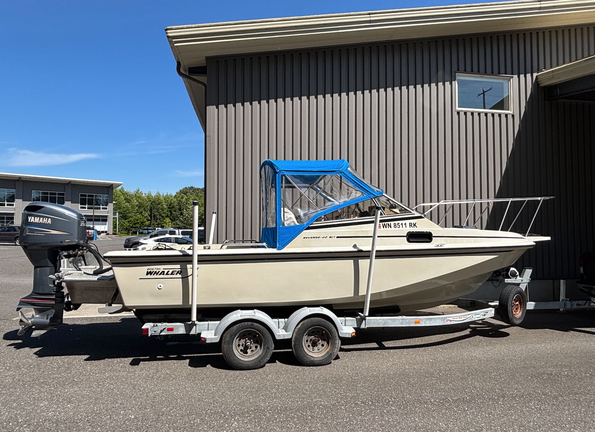 Boston Whaler Revenge