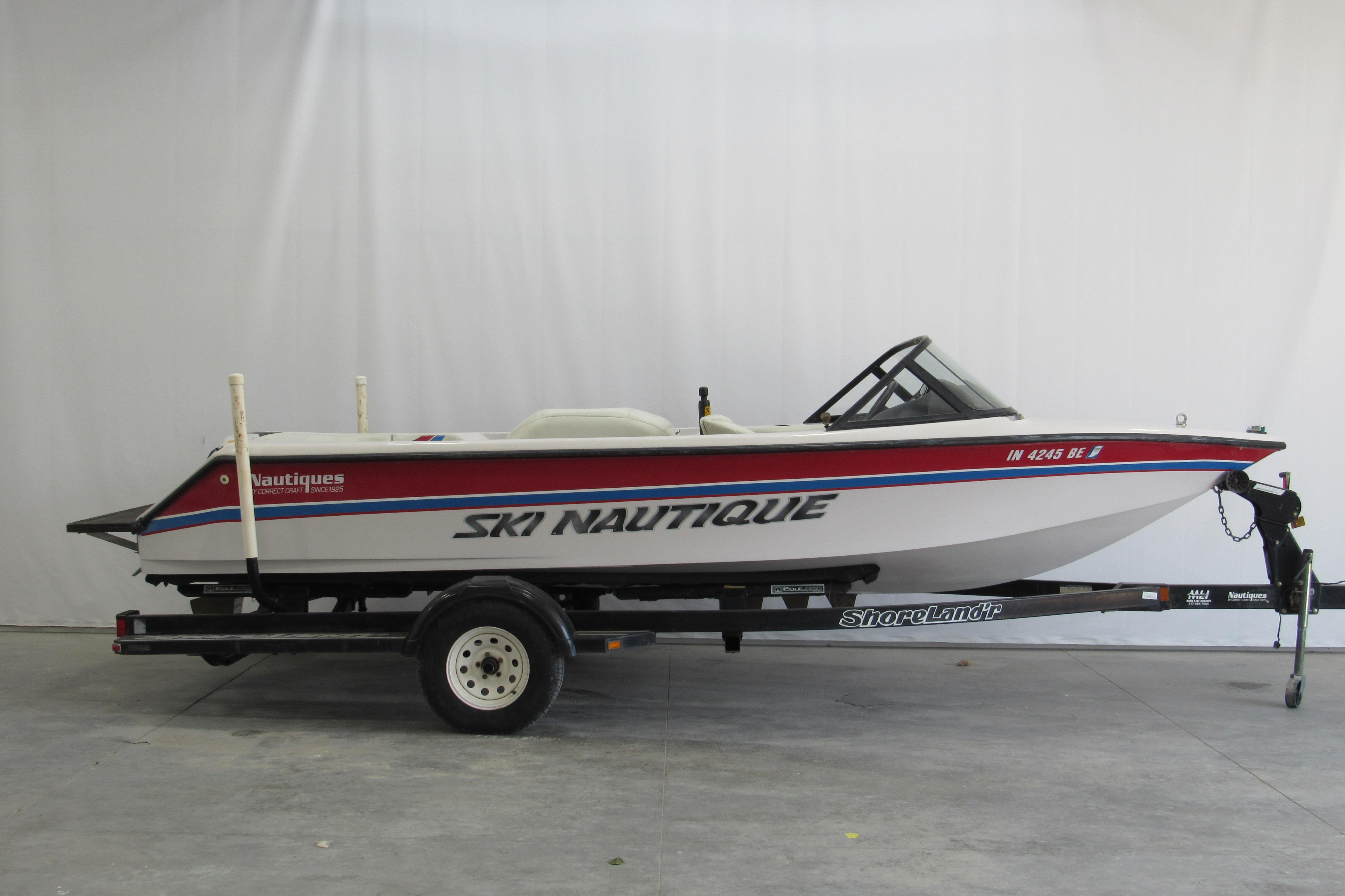 1996 Nautique Ski 196