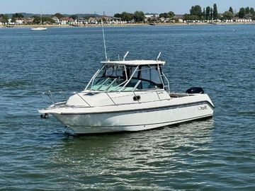 2001 Boston Whaler 26 Conquest