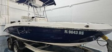 2018 Yamaha Boats 210 FSH Deluxe
