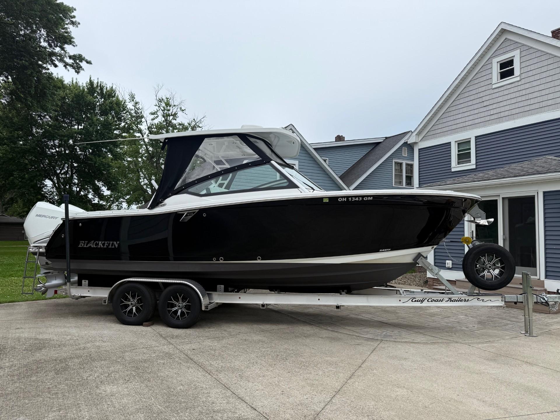 2022 Blackfin 272 DC