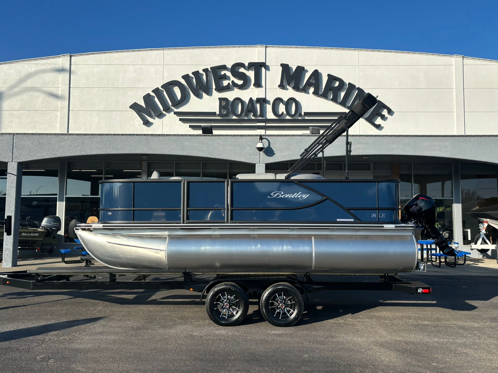 2026 Bentley Pontoons 180 LE 3 PT