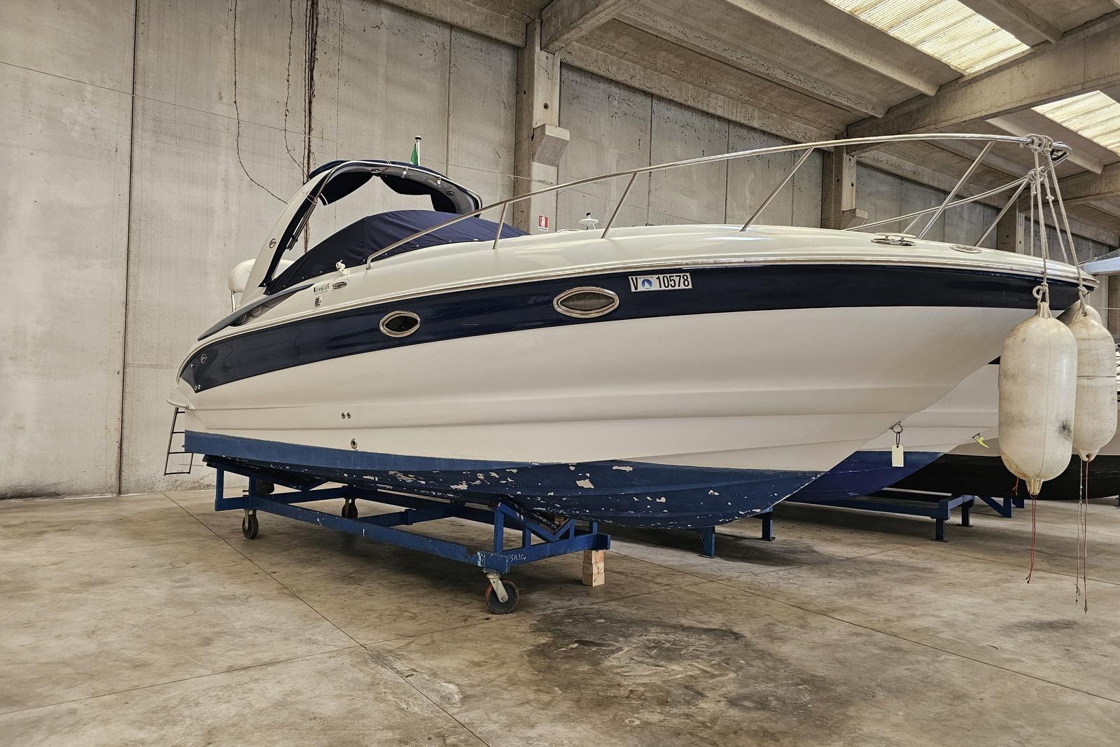 2008 Crownline 270 CR