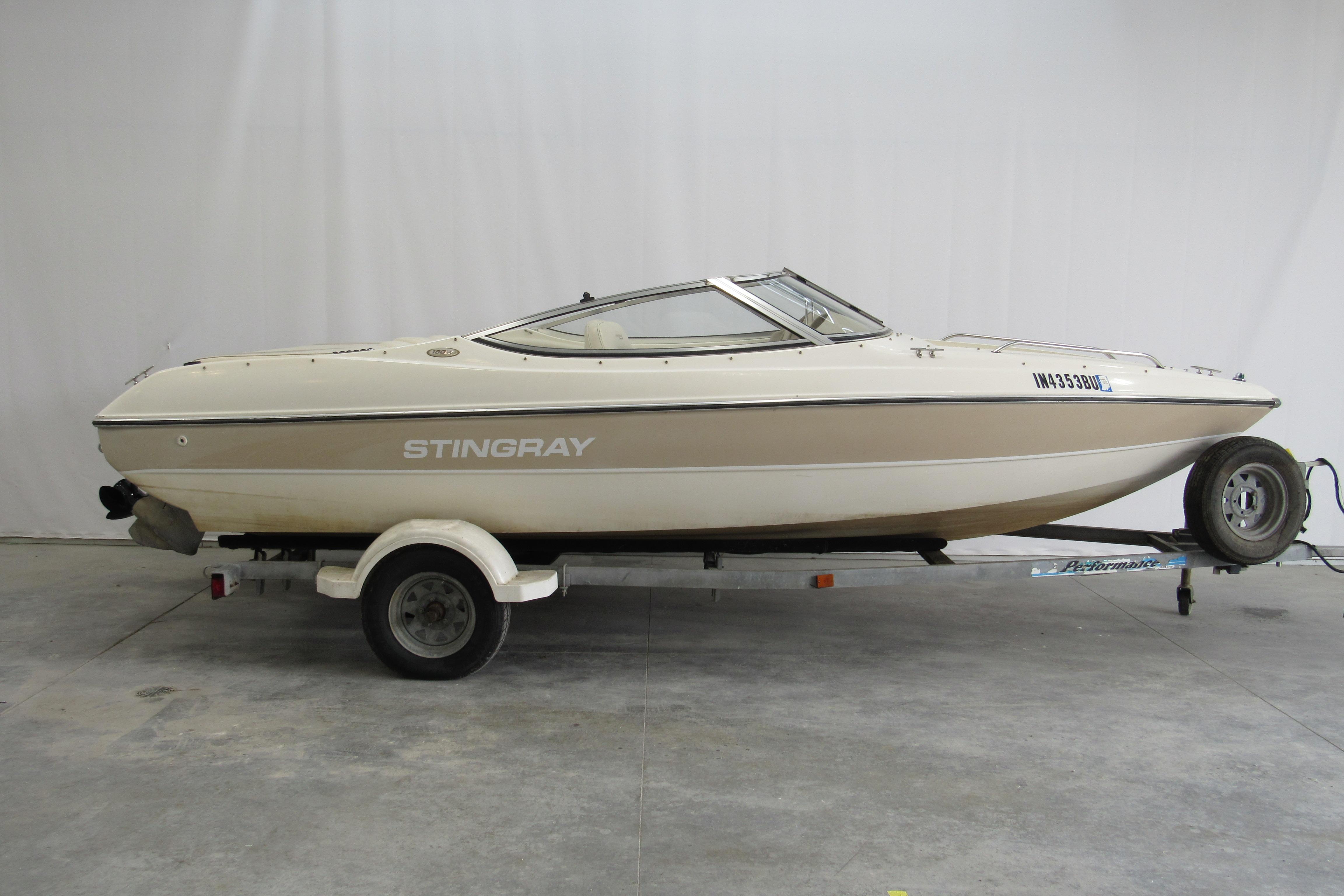 2001 Stingray 180 LS/LX