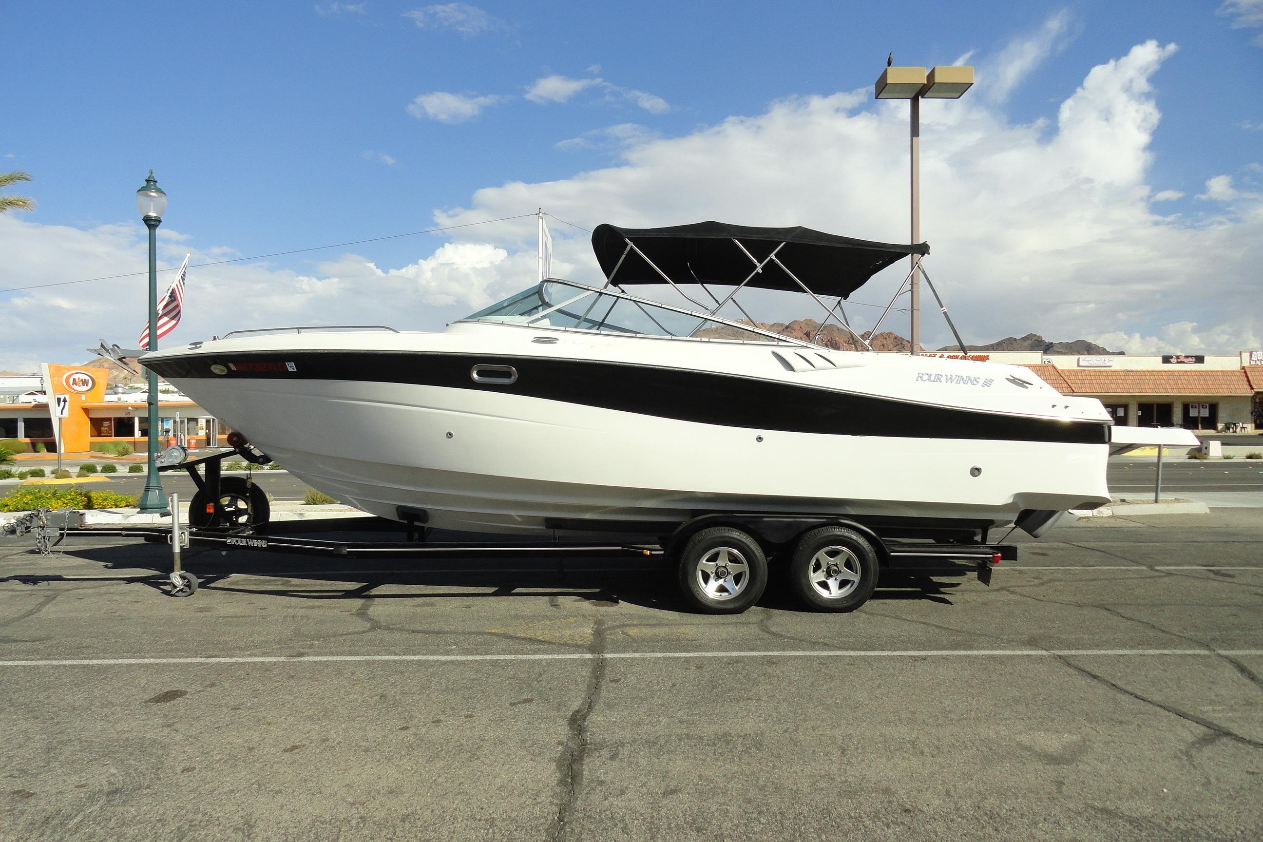 2001 Four Winns 280 Horizon