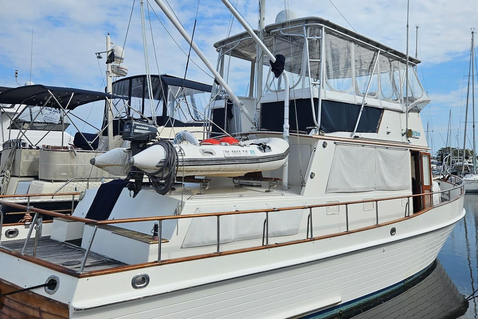 1989 Grand Banks 42 Classic
