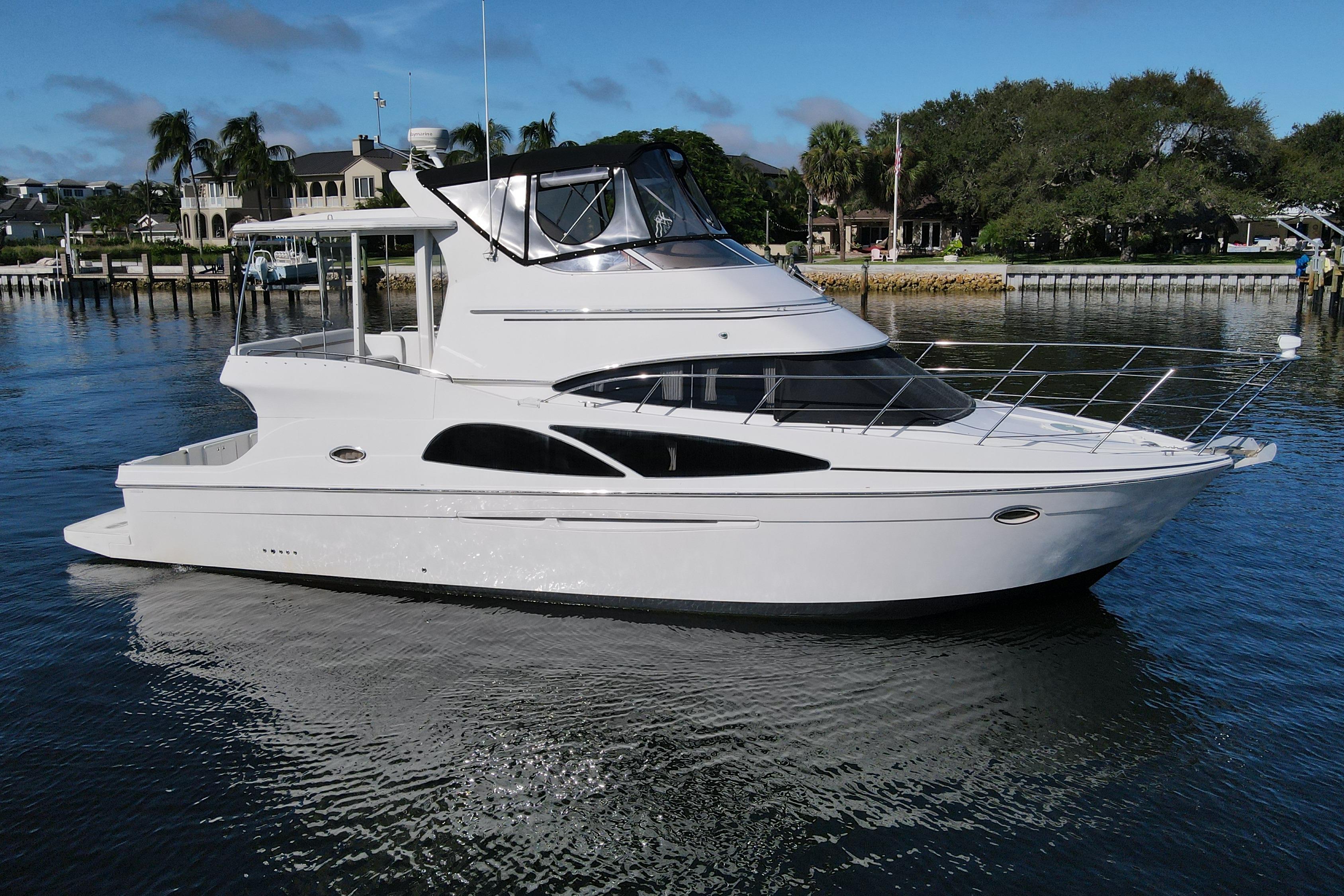 2005 Carver 41 Cockpit Motor Yacht