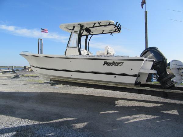 2025 Parker 2400 Center Console