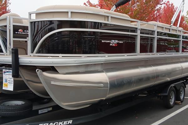 2025 Sun Tracker SportFish 22 XP3