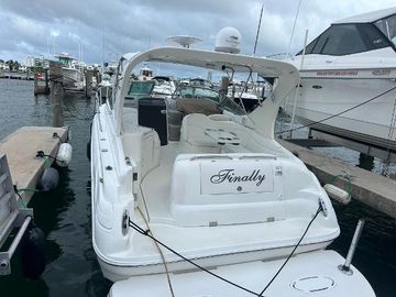 2001 Wellcraft 3300 Martinique