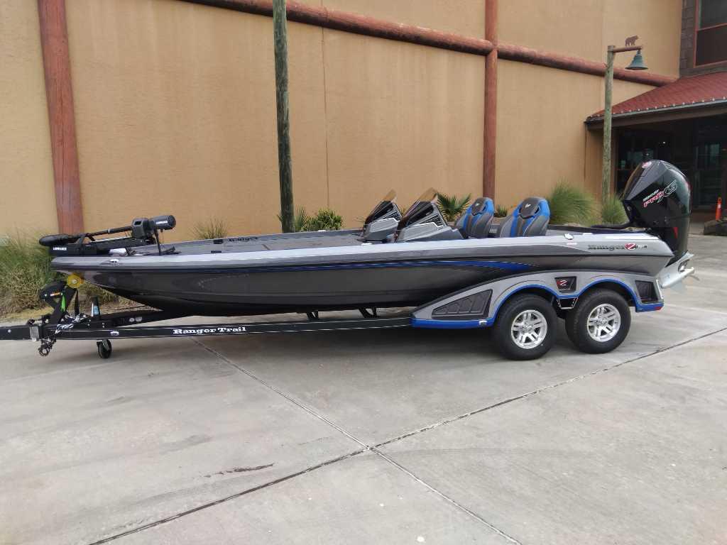 2025 Ranger Z521R