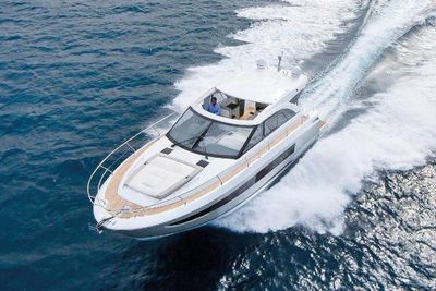 Jeanneau Leader 46 Boat
