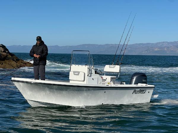 2024 Parker 18SE Center Console