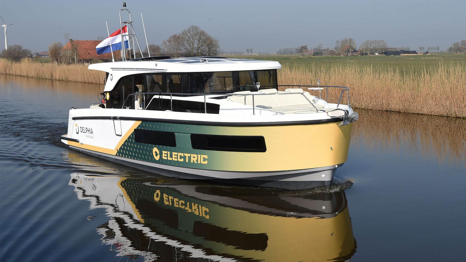 Delphia Yachts 11 Sedan