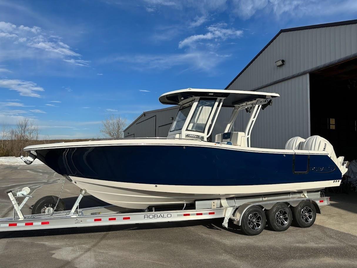 2024 Robalo R270