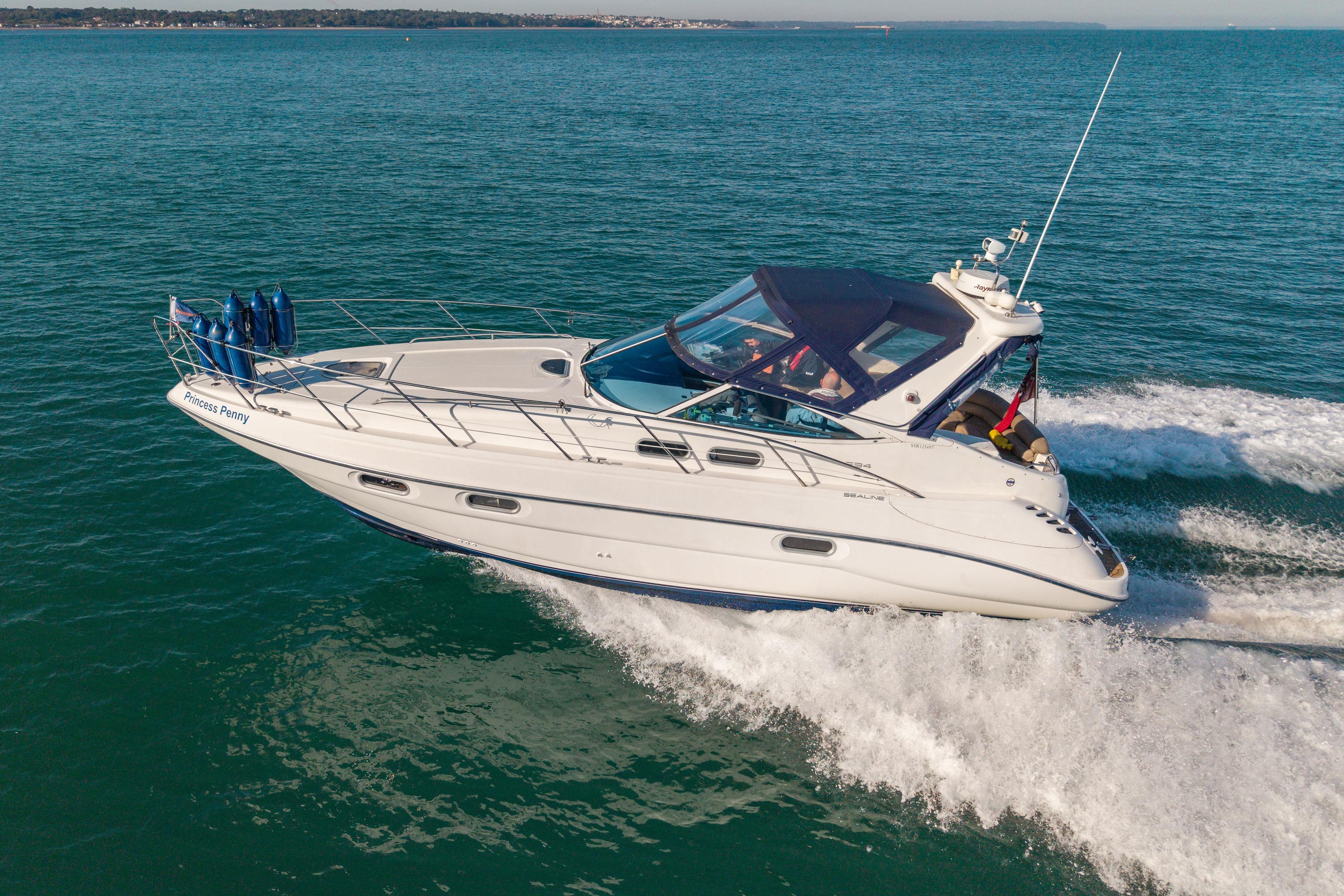 2004 Sealine S34